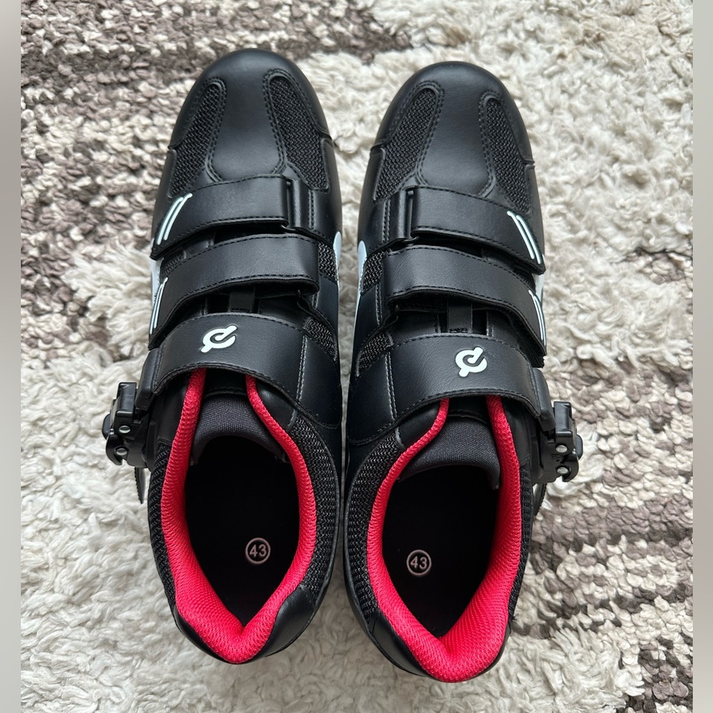 EUC Peloton Cycling Shoes - Size 43 (men’s size 10 and women’s size 12)
